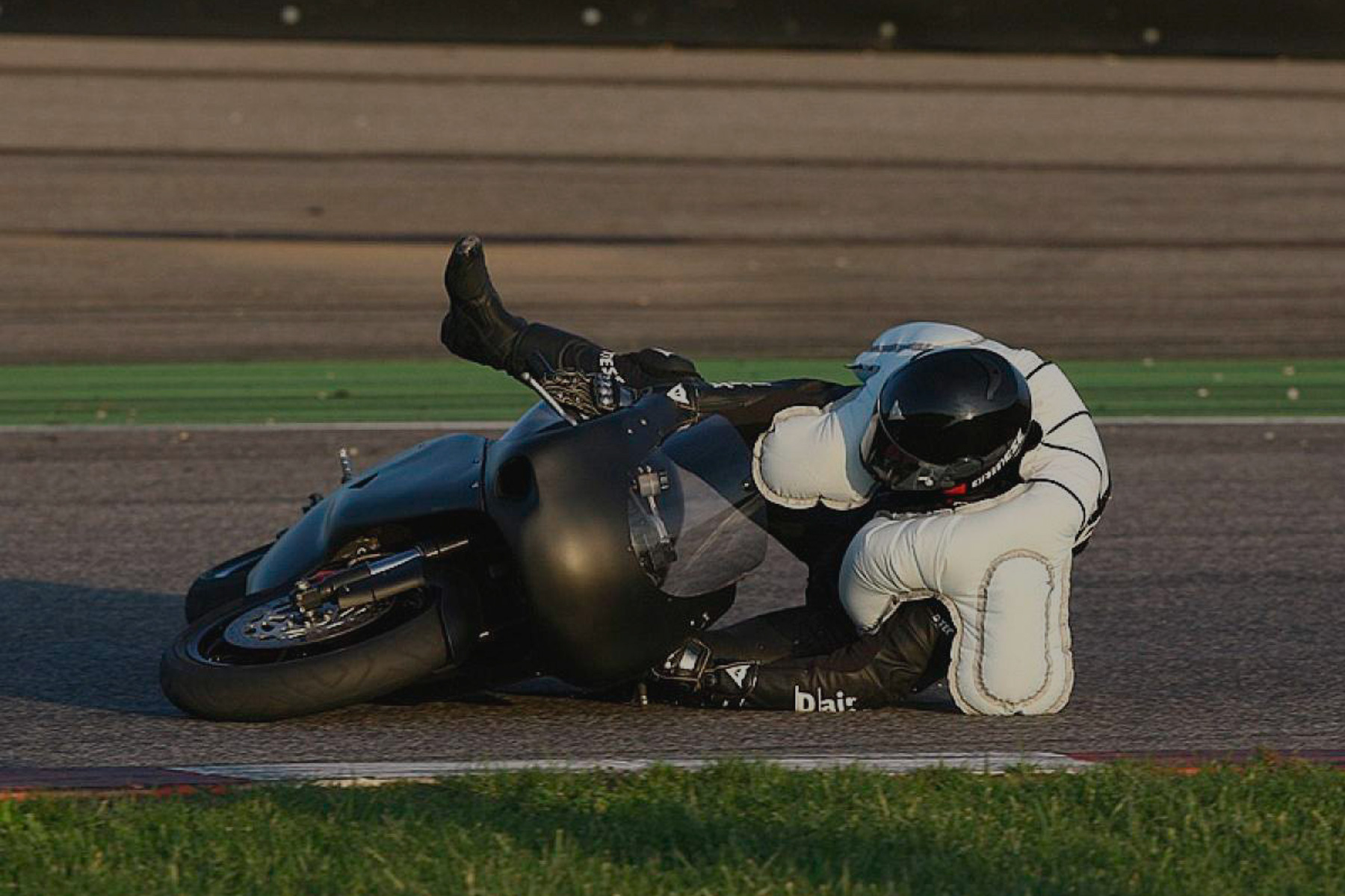 Airbag-moto: elemento de seguridad obligatorio