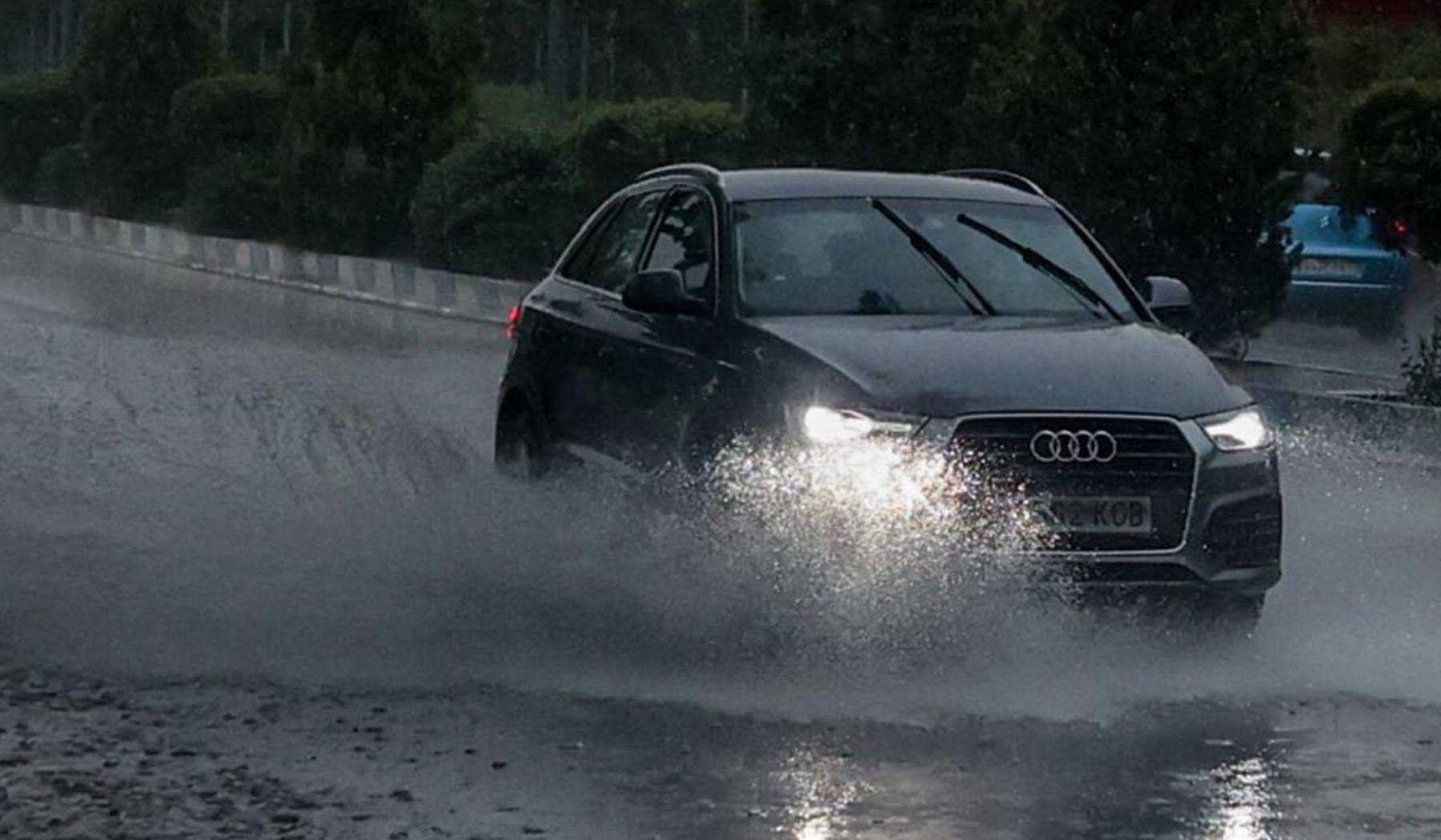 4 riesgos al volante con lluvias