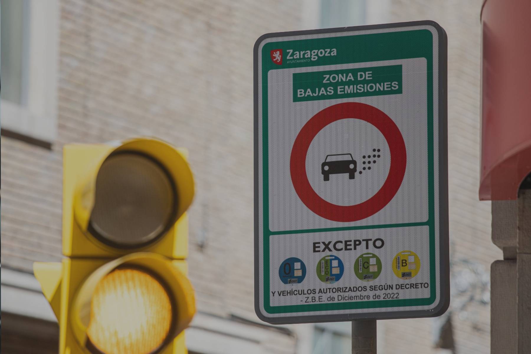 Circular o aparcar en las ZBE 2026