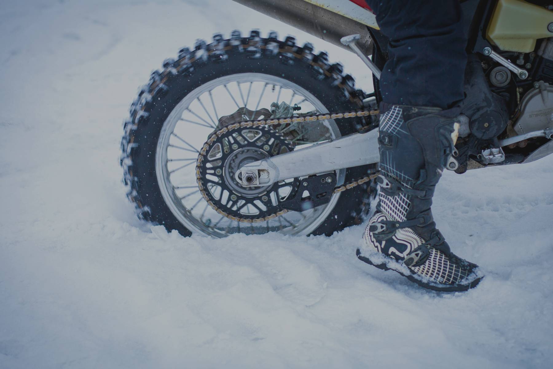 La importancia del neumático en la moto